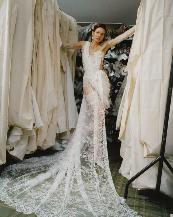 Wedding Dress Decision Fatigue is Real: How to Choose a Dress that Feels Like You — photo 1