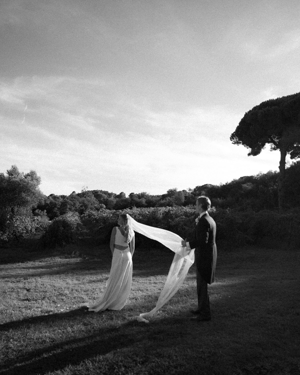 A Modern Mediterranean Wedding Weekend Amongst Catalan Vineyards