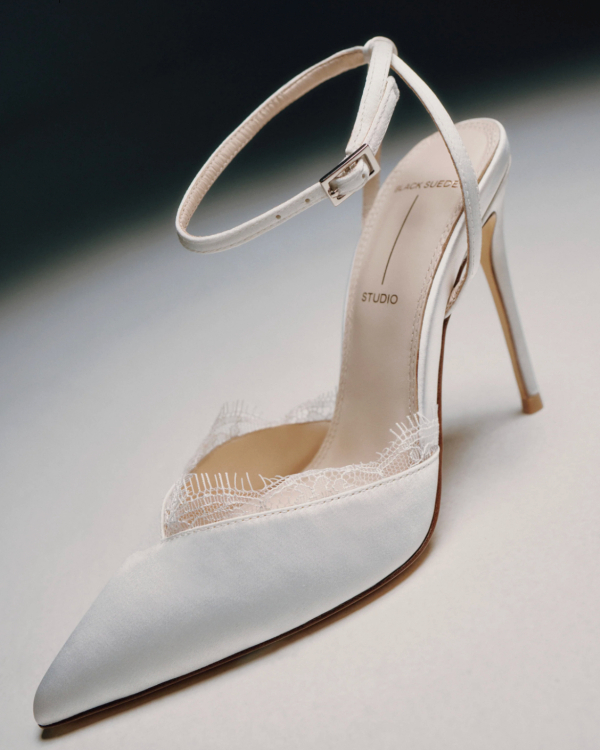 20 of the Season’s Chicest It-Girl Bridal Accessories