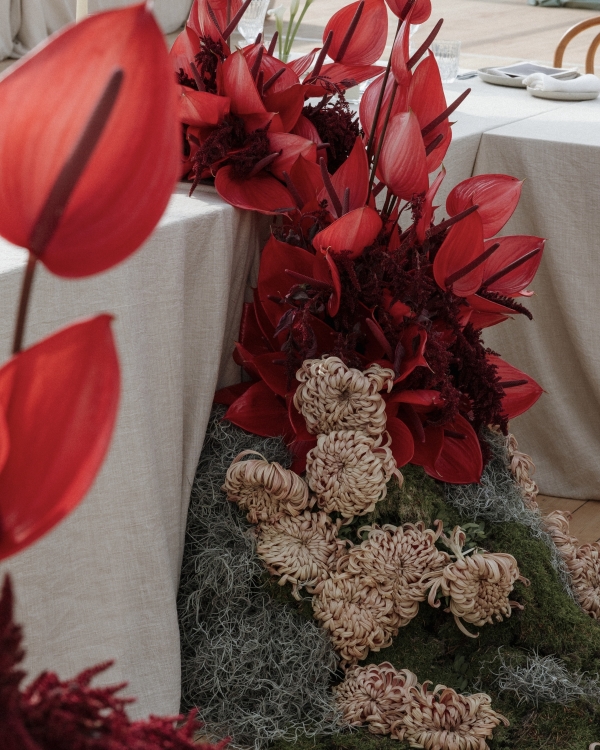 An Immersive Wedding in Puglia with Sculptural Tables and Artful Florals