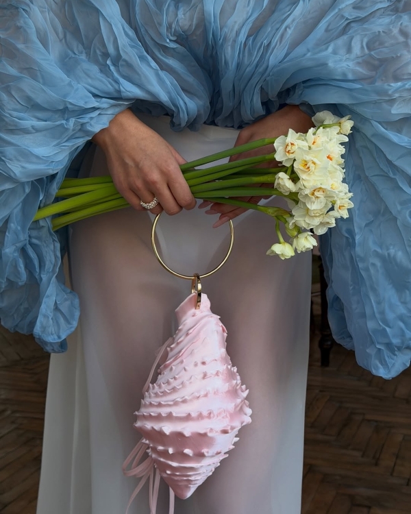 How to Choose Sustainable Wedding Florals Without Compromising Style