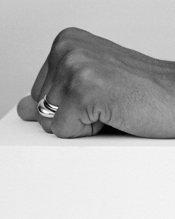 15 Fine Jewelry Designers for Modern Men’s Wedding Bands