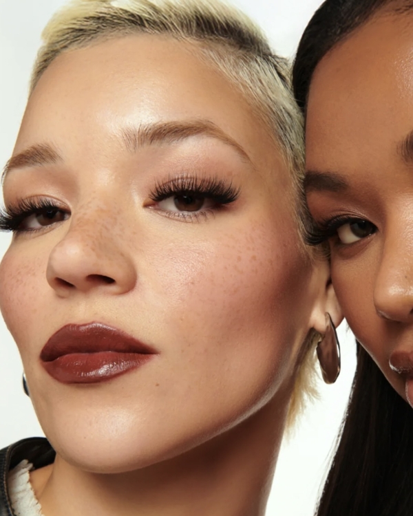 10 Brands for the Best Bridal Fake Lashes