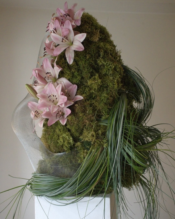 How to Choose Sustainable Wedding Florals Without Compromising Style