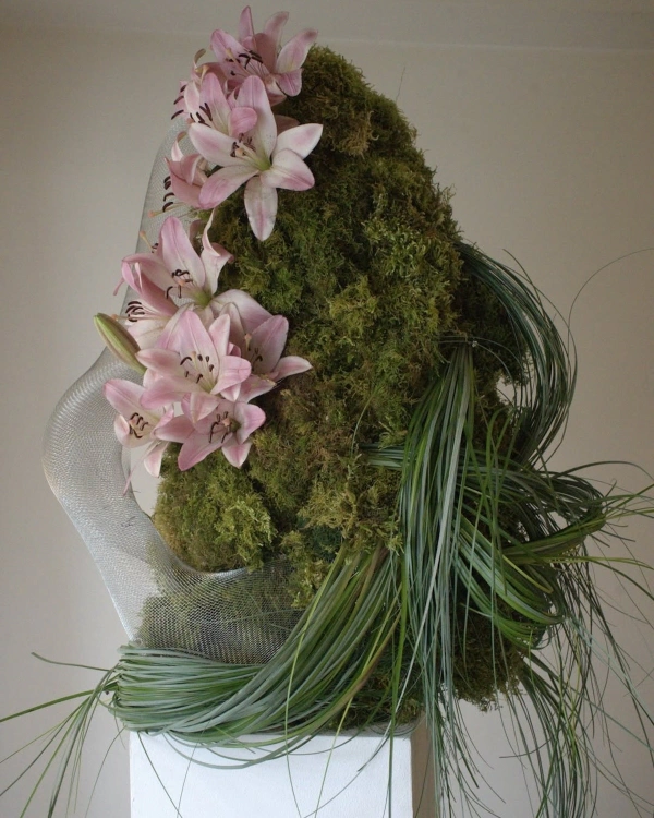 How to Choose Sustainable Wedding Florals Without Compromising Style — photo 1