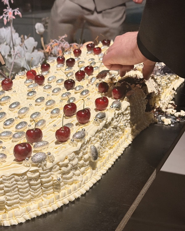 Cakes & Catering Lil Choux Choux