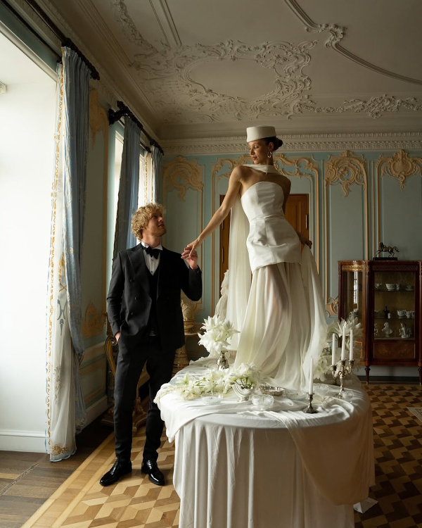 40 Unique Portraits Ideas for the Bride and Groom