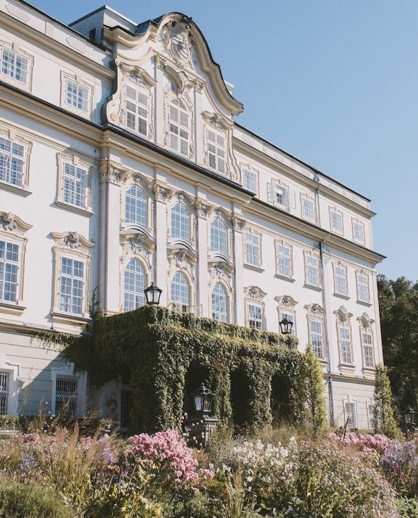 15 Beautiful Garden Wedding Venues in Europe