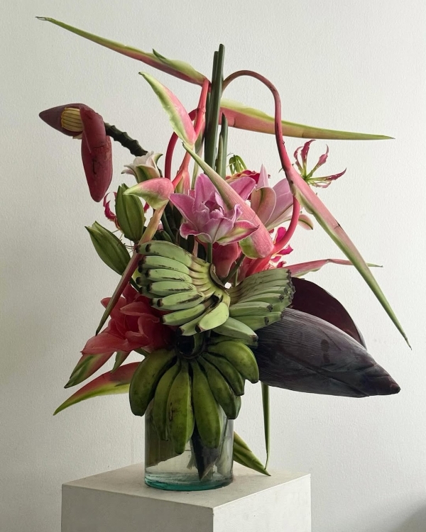 How to Choose Sustainable Wedding Florals Without Compromising Style