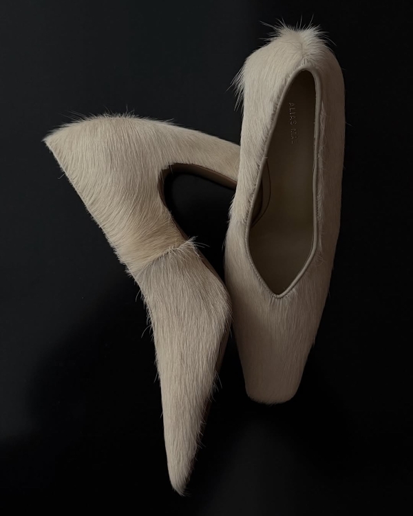 20 of the Season’s Chicest It-Girl Bridal Accessories