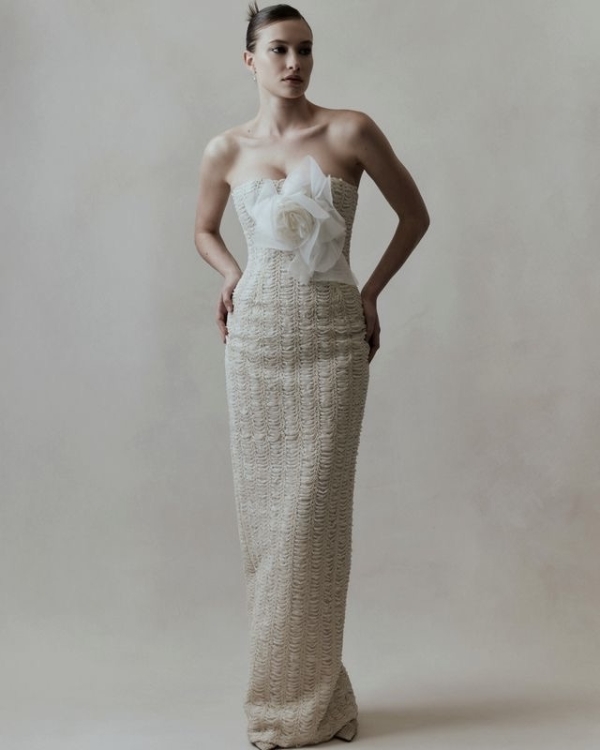 20 Textural Bridal Dresses We're Crushing On