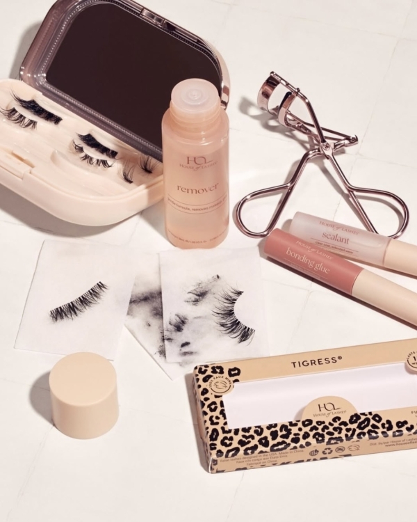 10 Brands for the Best Bridal Fake Lashes