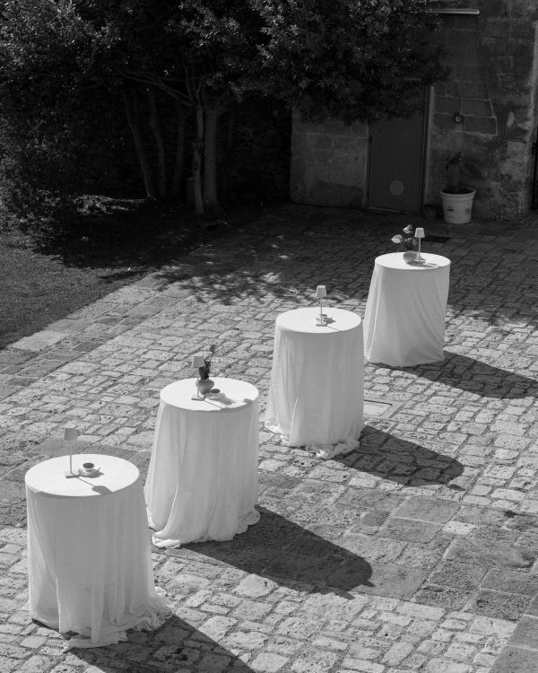An Immersive Wedding in Puglia with Sculptural Tables and Artful Florals