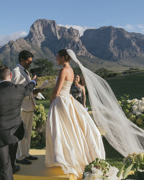 13 Vintage Bridal Boutiques in the US