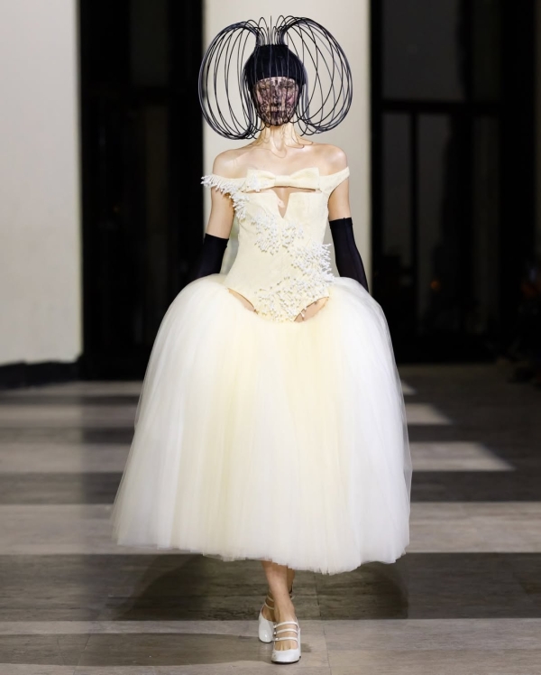 8 Defining Trends from Paris Haute Couture Spring 2026