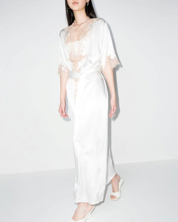 Top 12 Elegant Robes for Brides | Best Luxury Robes For Getting Ready