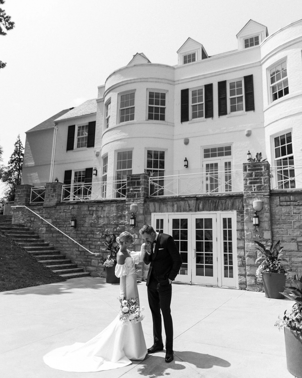 Wedding at the Harding Waterfront Estate | Claire and Lawson Garden Marriage Ceremony