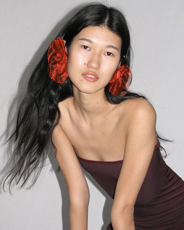 Best Valentine's Day Gift Ideas For Her | Romantic V-Day Presents