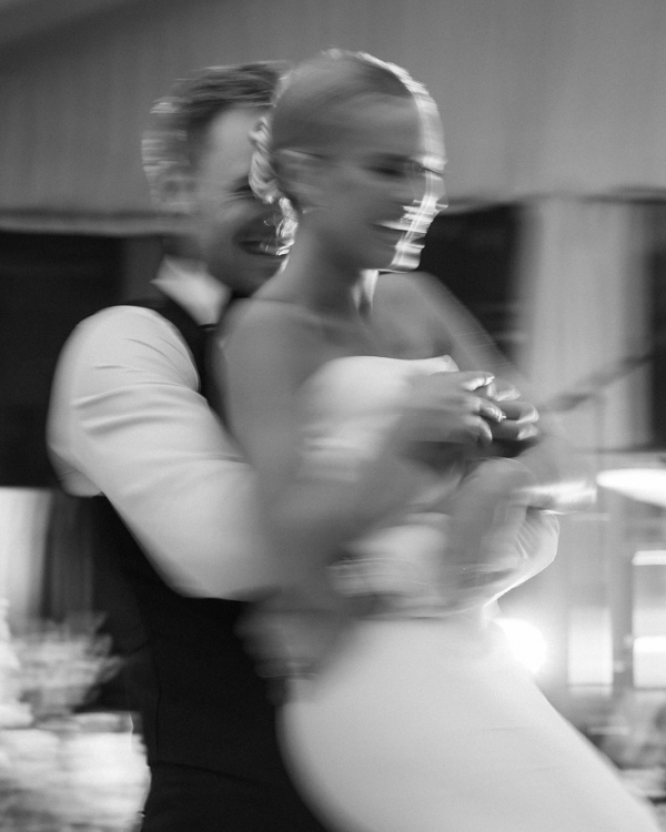 Wedding at the Harding Waterfront Estate | Claire and Lawson Garden Marriage Ceremony