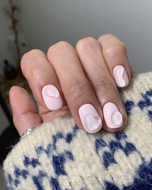 Best Nail Ideas for This Valentine's Day | Trendy Romantic Manicure Designs for Vday
