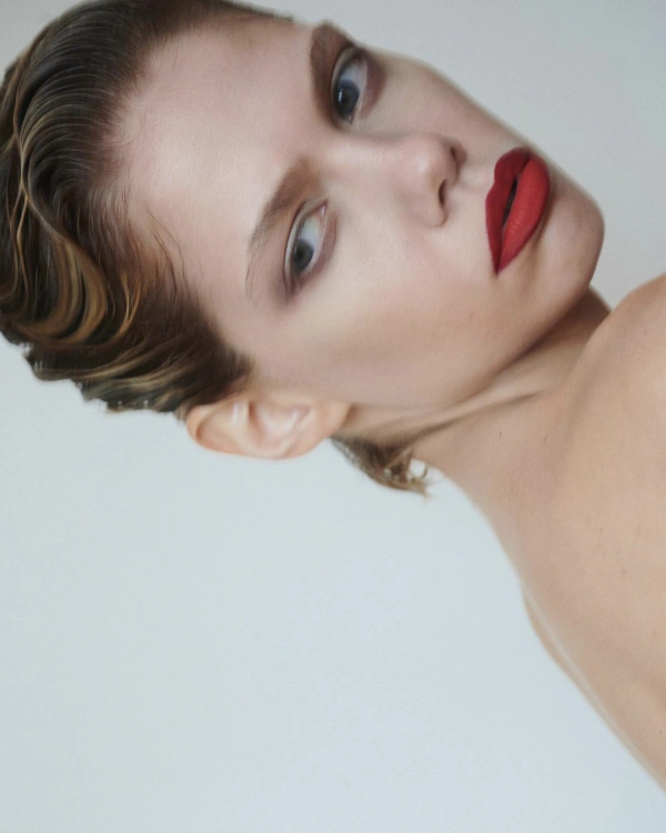 New Year, New Scent: Perfumes to Try This Season — photo 2