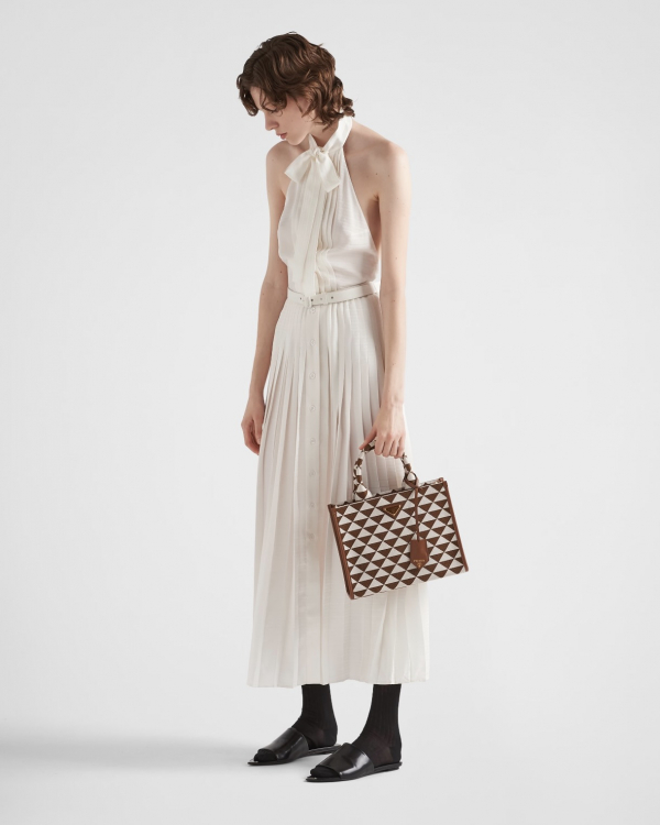 Second Wedding Dress Ideas | 2nd White Bridal Attire | Trendy Wedding After Party Outfit