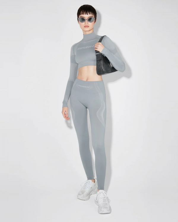 Best Valentine's Day Gift Ideas For Her | Romantic V-Day Presents