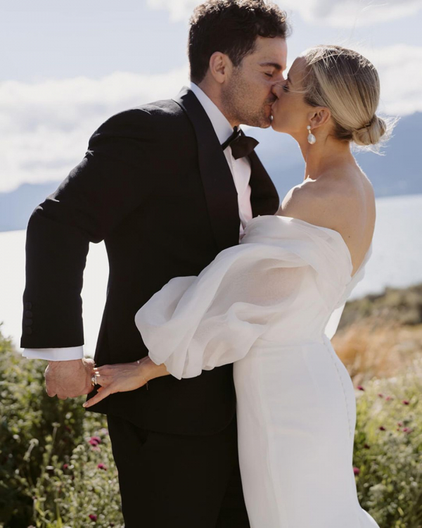 First Look Wedding Photography Advice | Bride and Fiance First Look Photos