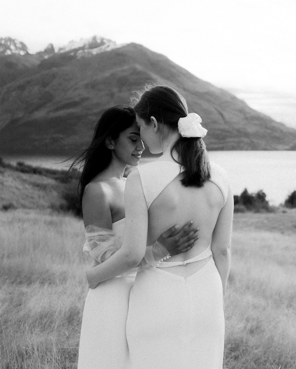 First Look Wedding Photography Advice | Bride and Fiance First Look Photos