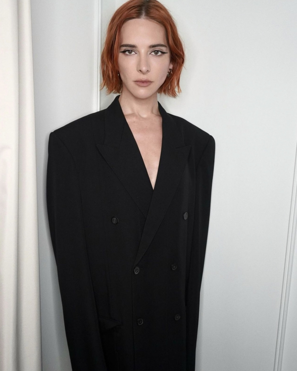 Trendy Hail Colors and Hairstyles for Women 2024 | Latest Hair Colors Trends