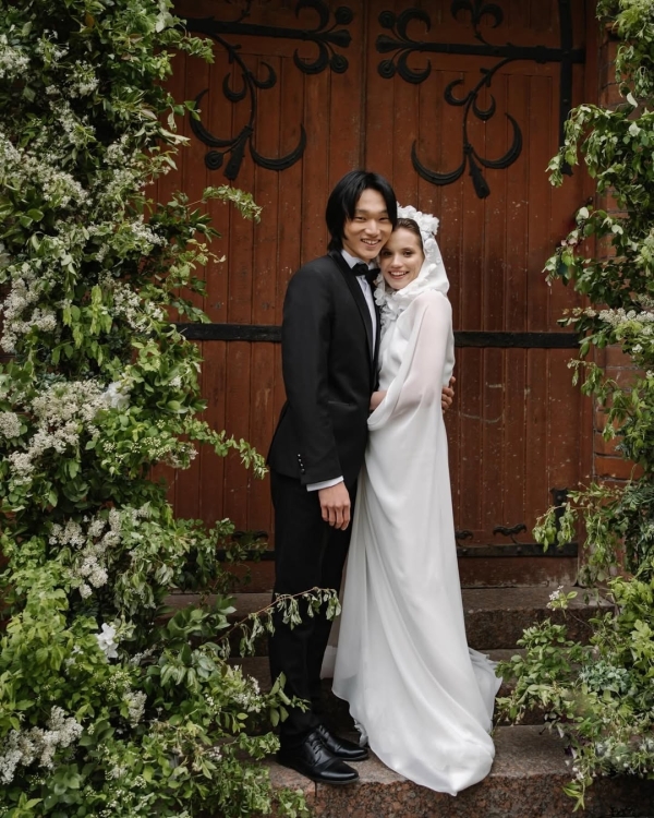 9 Best Wedding Photographers in France | French Luxury Photographers | Photography in Paris | Famous, Professional