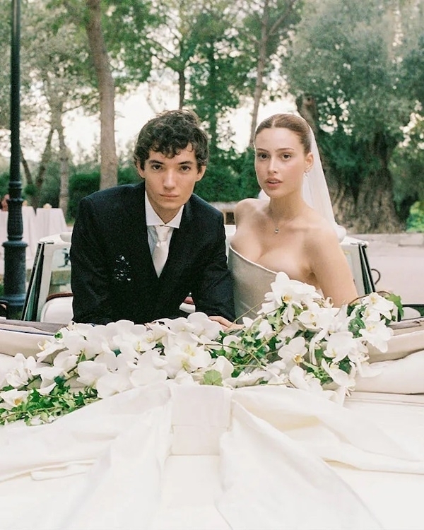 A Designer's Garden Wedding in the Heart of Valencia