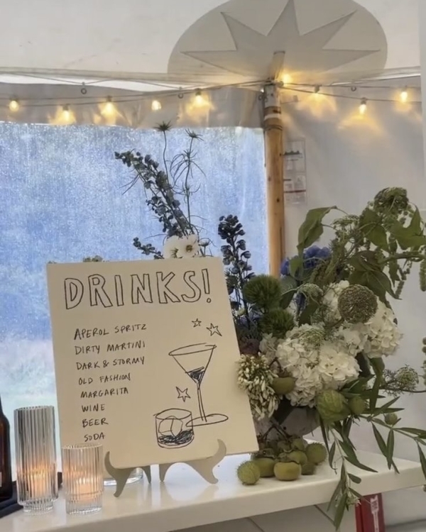 30 Unique Bar Sign Ideas to Elevate Your Wedding Design
