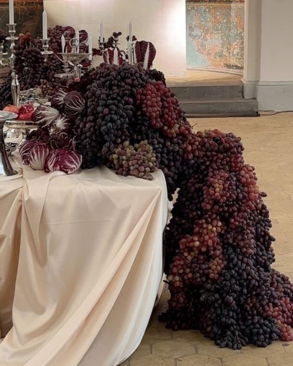 10 Flower Varieties Trending for 2025 Weddings