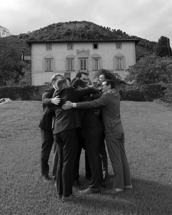 Just Got Engaged? Here's 8 Essential Steps to Do Next