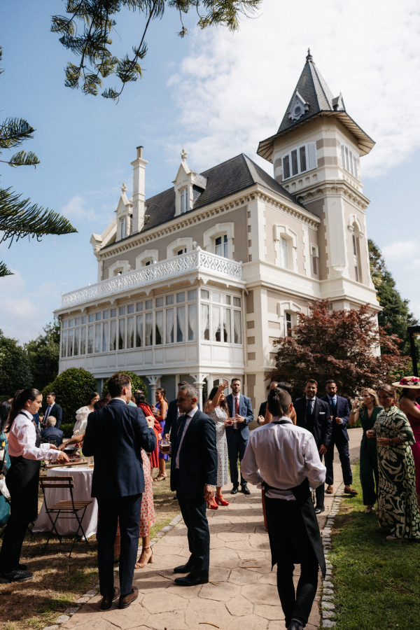 Photographers Angelo Ramos