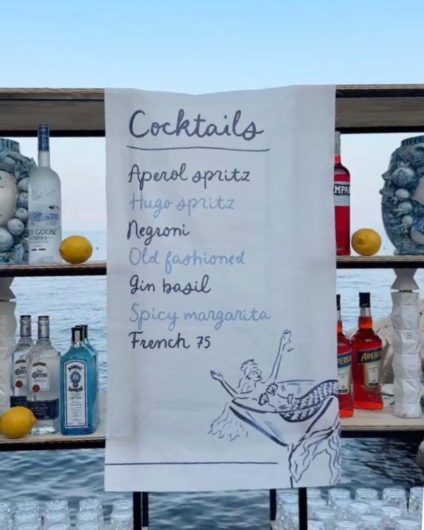 30 Unique Bar Sign Ideas to Elevate Your Wedding Design