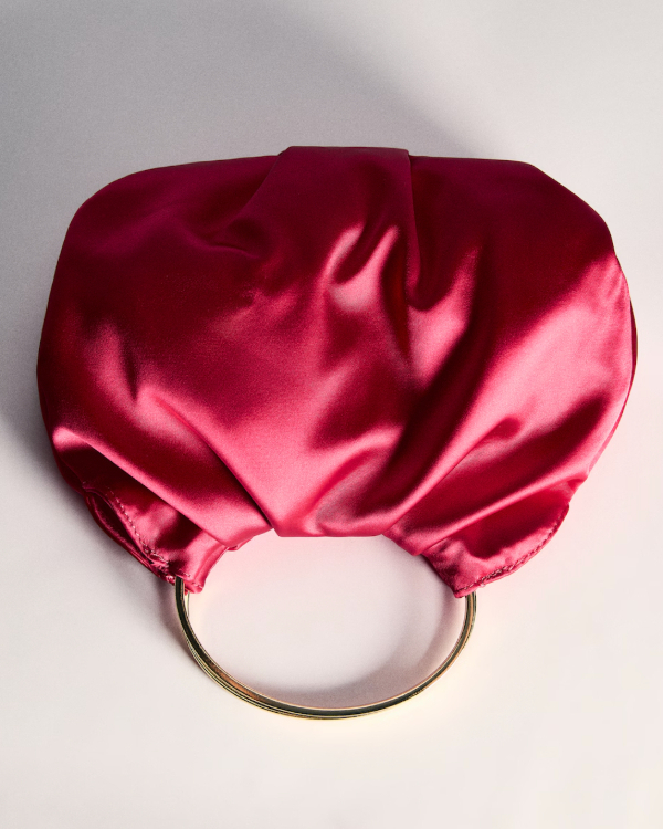 40 Colorful Shoes & Accessories to Brighten Your Bridal Look