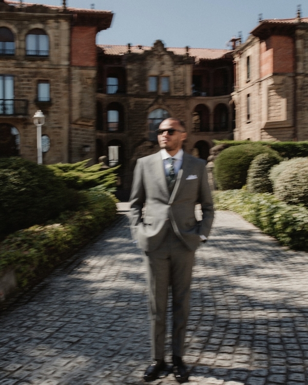 A Vibrant Mermaid-Inspired Wedding in the Basque Country