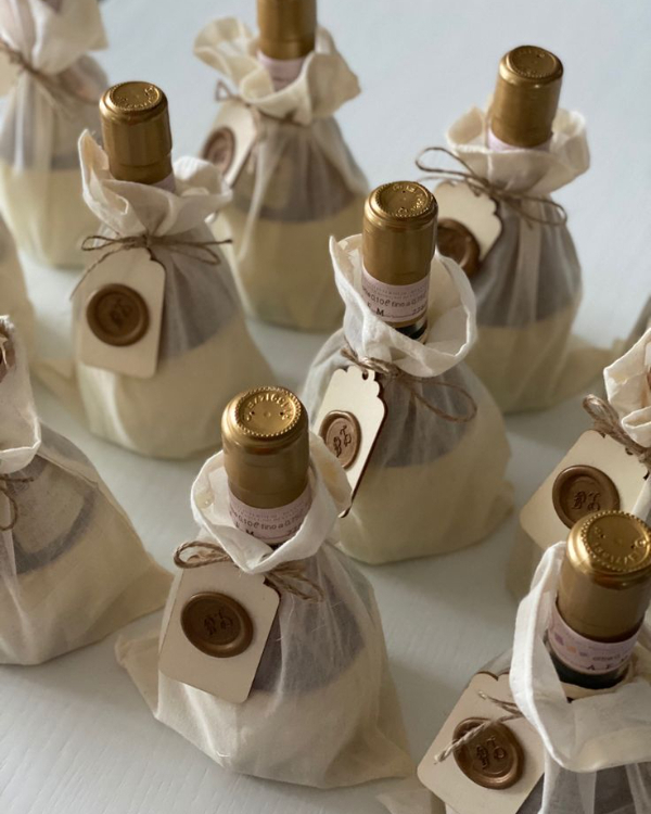 45 Unique Party Favor Ideas for Every Wedding Style