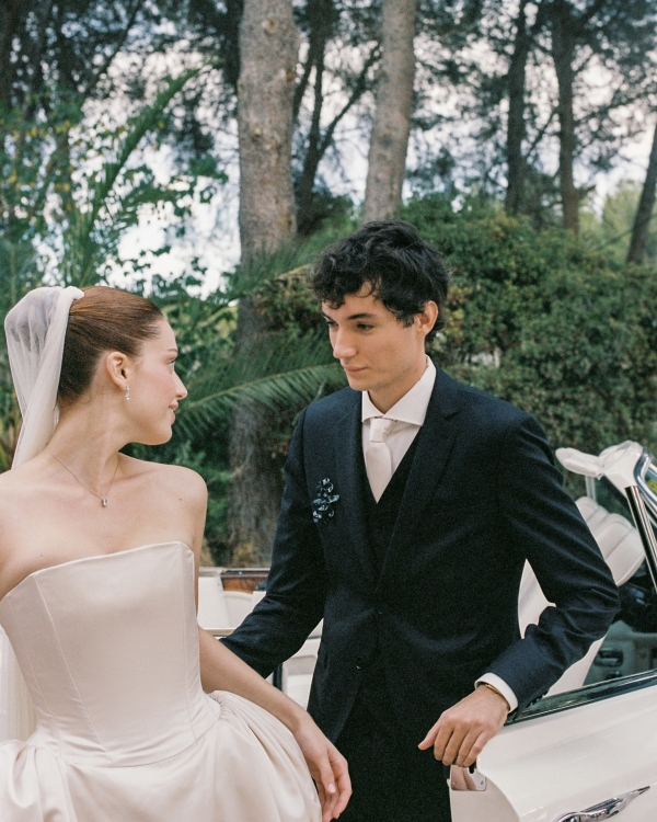 A Designer's Garden Wedding in the Heart of Valencia