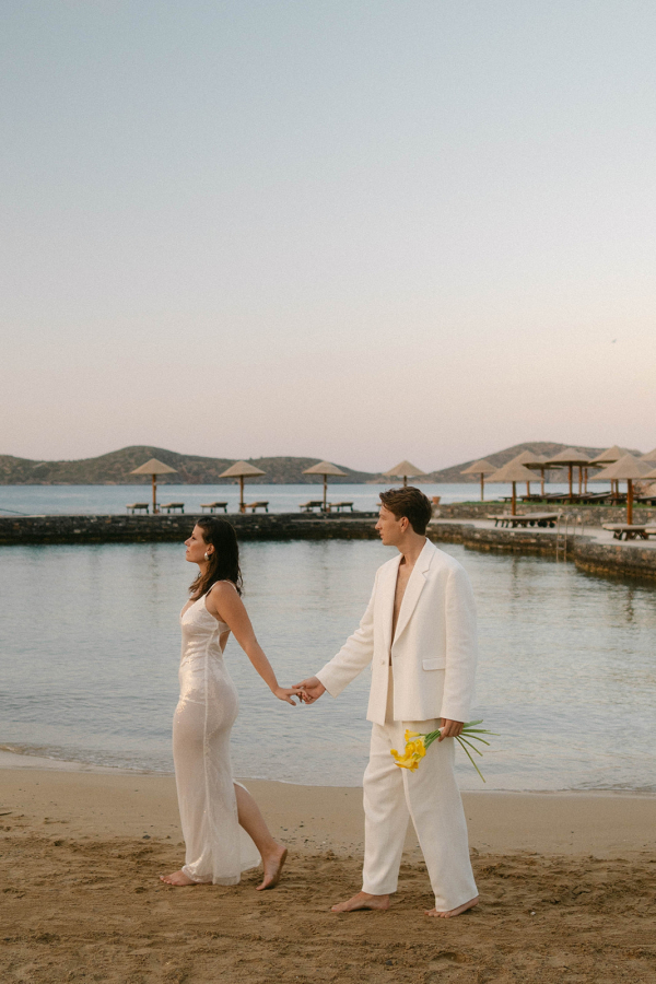 Photographers Beige and Wine