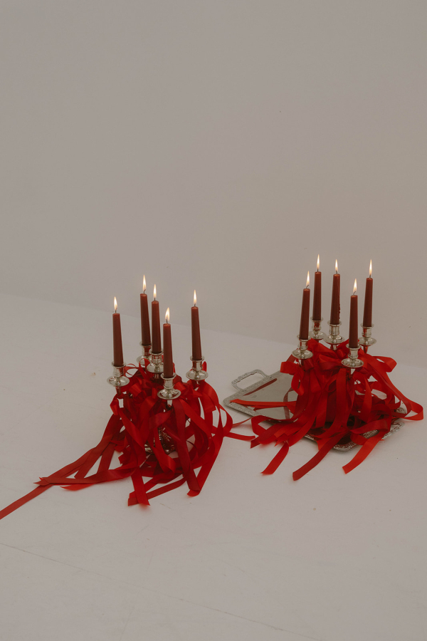 Photographers Beige and Wine