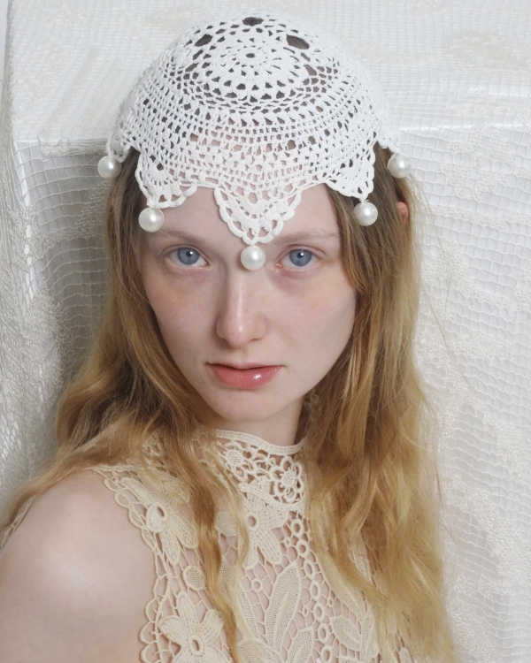 22 Crochet Veils & Headpieces to Weave Whimsy into Your Bridal Look