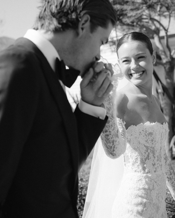 The Pros & Cons of a First Look