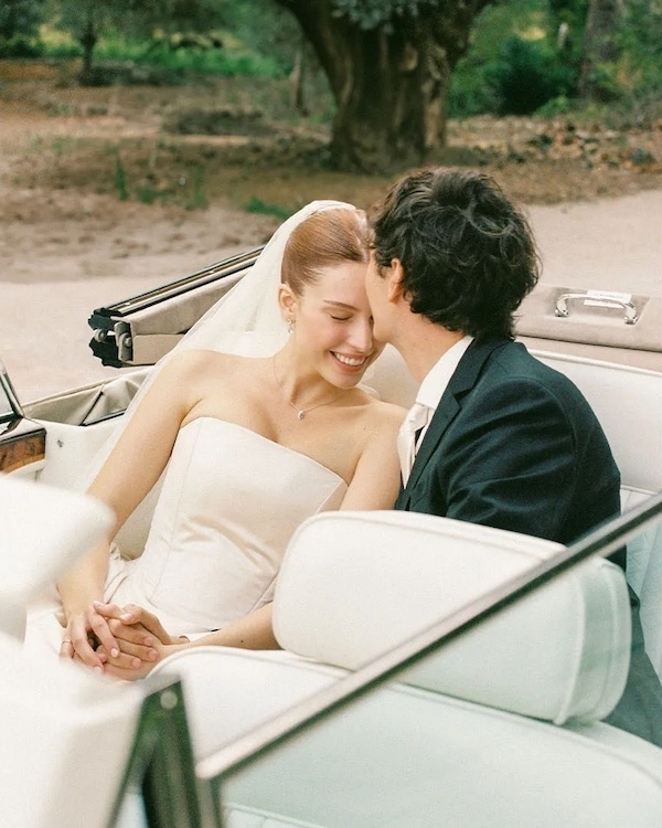 A Designer's Garden Wedding in the Heart of Valencia