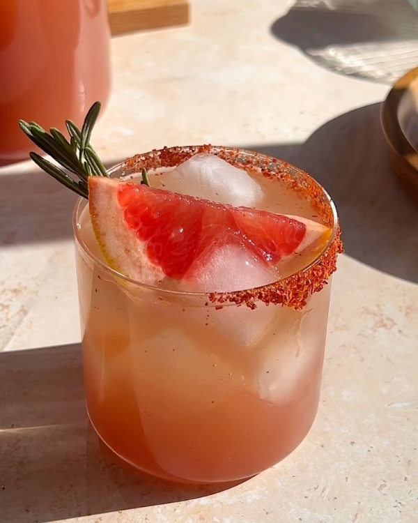 7 Sip-Worthy Cocktails for Every Wedding Style