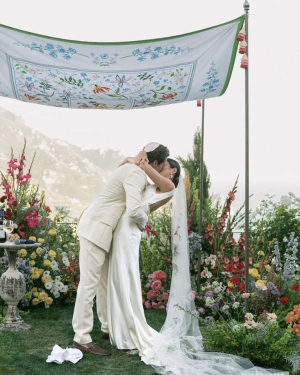 How to Navigate Cultural Differences in Wedding Planning