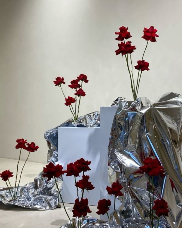 10 Flower Varieties Trending for 2025 Weddings