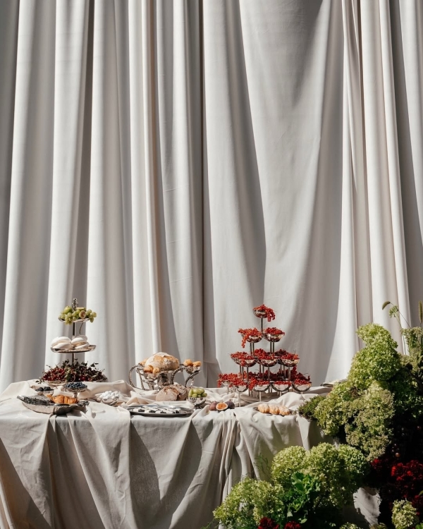 Just Got Engaged? Here's 8 Essential Steps to Do Next